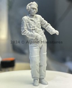 画像15: Alpine Miniatures[AM35315]1/35 WWII ドイツ キューポラにもたれる戦車指揮官 (15)