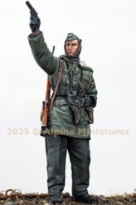 画像4: Alpine Miniatures[AM35324]1/35 WWII ドイツ武装親衛隊 信号拳銃を撃つ装甲擲弾兵 (4)