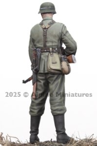 画像9: Alpine Miniatures[AM35331]1/35 WWII ドイツ Kar98kを持つ装甲擲弾兵兵士 (9)