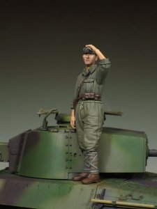 画像3: Alpine Miniatures[MS01]1/35 WWII 日本帝国陸軍 戦車長 (3)