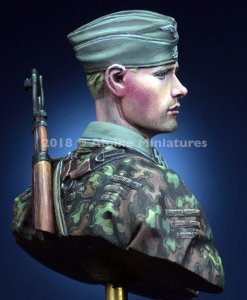 画像2: Alpine Miniatures[AMB003]1/16 WWII独 SS擲弾兵 44-45(バストモデル) (2)