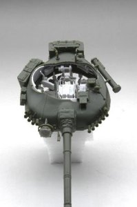 画像12: アミュージングホビー[AMH35A038]1/35 東ドイツ T-72 M (12)