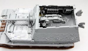 画像2: アミュージングホビー[VICAMU35A057]1/35 ドイツ重駆逐戦車エレファント　後部ハッチ改修タイプ (フルインテリア) (2)