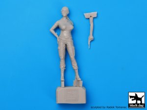 画像2: BLACK DOG[F35039]1/35現用米 女性兵士(軽装)(アフガン) (2)