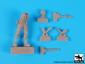 画像2: BLACK DOG[F35131]1/35現用米 ネイビーイシールズ(ベトナム)(35129&130 2体セット) (2)