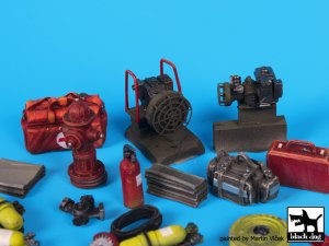画像3: BLACK DOG[T35144]1/35 汎用 消防士装備品セット (3)