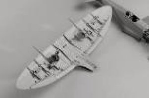 画像8: ボーダーモデル[BF004]1/35 スピットファイア MK.Vb 　w/インテリア (8)