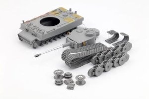 画像6: ボーダーモデル[BT014] 1/35 ドイツ タイガーI  極初期生産型  第502重戦車大隊　レニングラード 1942/3 冬（3in1） (6)