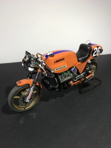 画像13: BrachModel[BM-VR16]1/12 ラヴェルダV6 1000cc (13)