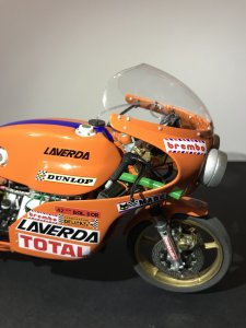 画像25: BrachModel[BM-VR16]1/12 ラヴェルダV6 1000cc (25)