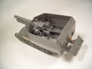 画像2: BrachModel[BM-129]1/35  WWII 独 Sd.kfz.135/1 ロレーヌシュレッパー自走砲 15cm sFH13/1 搭載自走砲「アフリカ軍団」(フルレジンキット) (2)