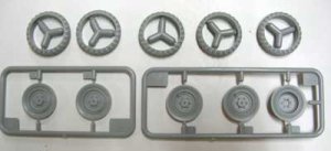 画像7: ブロンコ[CB35022] 1/35 独・Sd.kfz.221軽偵察装甲車初期型・中国陸軍 (7)