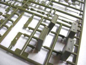 画像6: ブロンコ[CB35026] 1/35  英・スタックハウンドA.A.対空機関砲搭載型 (6)