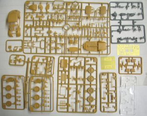 画像3: ブロンコ[Bro35156] 1/35 独FAIT500トッポリーノ乗用車+IF8型トレーラー＆兵士2体北アフリカ (3)