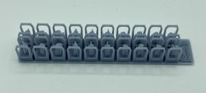 画像4: CHINO MODEL[CM-028B]1/35 ハンドパーツ vol.3 持っている手:小物編 小 (4)