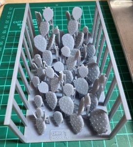 画像2: CHINO MODEL[CM-010]1/35 ウチワサボテン大 (2)