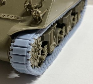 画像2: CHINO MODEL[CM-051]1/35 T51型連結可動履帯 (2)