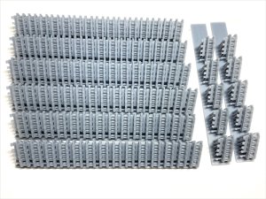 画像2: CHINO MODEL[CM-086A]1/35 ティーガーII用連結済み可動履帯 輸送用(type1) (2)