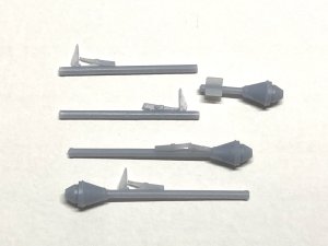 画像2: CHINO MODEL[CM-212D]1/35 パンツァーファウスト100 (2)