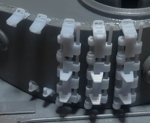 画像4: CHINO MODEL[CM-214]1/35 ティーガーI用予備履帯ホルダーセット (4)