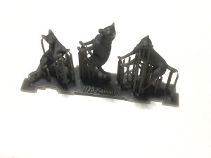画像2: CHINO MODEL[CMAN35002]1/35 甲斐犬 (2)