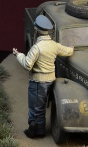 画像4: D-Day miniature studio[DD35141]1/35 WWII 英 ポーランド義勇軍戦闘機パイロット (4)