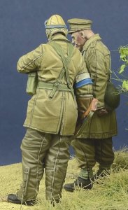 画像3: D-Day miniature studio[DD35094]1/35 WWII英 将校&伝令兵セット フランス1940(2体セット) (3)