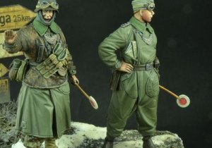 画像2: D-Day miniature studio[DD35102]1/35 WWII独 野戦憲兵(2体セット) 1941-45 (2)