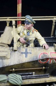 画像1: D-Day miniature studio[DD35278]1/35 WWII ドイツ グライフのエルヴィン・ロンメル将軍(タコム用) (1)