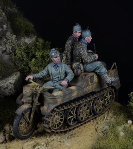 画像4: D-Day miniature studio[DD35290]1/35 WWII ドイツ 武装SS山岳猟兵 ケッテンクラート乗員セット 1943-45年(タミヤ用 3体入) (4)
