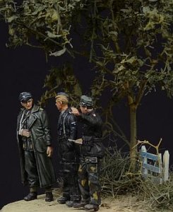 画像2: D-Day miniature studio[DD72001］ 1/72 WWII 独 武装親衛隊将校 ノルマンディ(3体セット) (2)
