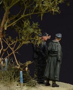 画像4: D-Day miniature studio[DD72001］ 1/72 WWII 独 武装親衛隊将校 ノルマンディ(3体セット) (4)