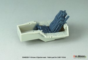 画像9: DEF.MODEL[DS48028]1/48 現用 アメリカ空軍 F-16ファイティングファルコン用ACES-II射出座席 布張りタイプ(各社用) (9)