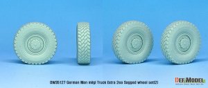 画像2: DEF.MODEL[DW35127]1/35 現用 ドイツ連邦軍7/10t軍用トラック用自重変形タイヤ2 追加分2個セット(ホビーボス/レベル用) (2)