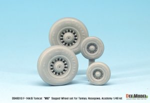 画像5: DEF.MODEL[DS48010]1/48 F-14A/Bトムキャット 中期型自重変形タイヤセット(タミヤ/ハセガワ用) (5)