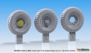 画像8: DEF.MODEL[DW30057]1/35 WWII 英軍ベッドフォードMWD15cwtトラック用自重変形タイヤセット(ゲッコーモデル用) (8)