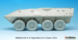 画像2: DEF.MODEL[DW35093]1/35 現用米 LAV-25 "XL" 自重変形タイヤセット(トラペ用) (2)