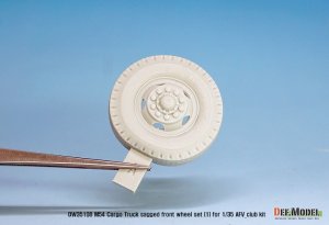 画像5: DEF.MODEL[DW35108]1/35 米 M54A2 カーゴ 自重変形 前輪(1)民生パターン(AFVクラブ用) (5)