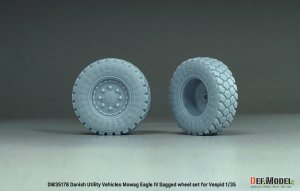 画像4: DEF.MODEL[DW35178]1/35 現用 ドイツ イーグルIV軽装輪装甲車 自重変形タイヤセット(ヴェスピッドモデル用) (4)