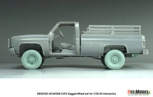 画像8: DEF.MODEL[DW35182]1/35 現用 アメリカ M1008 CUCV 自重変形タイヤセット(AKインタラクティブ用) (8)