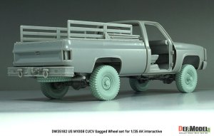 画像13: DEF.MODEL[DW35182]1/35 現用 アメリカ M1008 CUCV 自重変形タイヤセット(AKインタラクティブ用) (13)