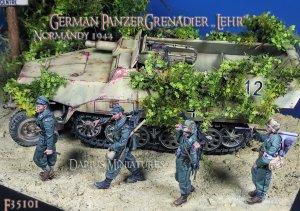 画像3: Darius Miniatures[DMF35101]1/35 WWII ドイツ 装甲擲弾兵「教導連隊」行軍セット ノルマンディー1944(4体入) (3)