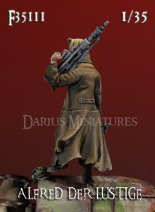 画像3: Darius Miniatures[DMF35111]1/35 Panzer 46 Post-Apokaliptic アルフレッド・デア・ルスティゲ (3)