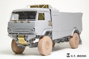画像2: E.T.MODEL[E35-318]1/35 現用 ロシア KAMAZ-43509レッドブル・ラリートラック「カマズ・マスター」(ズベズダ3657用) (2)