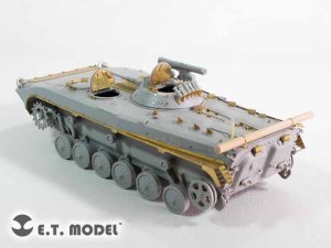 画像2: E.T.MODEL[E35-234]露 BMP-1P 歩兵戦闘車 (2)