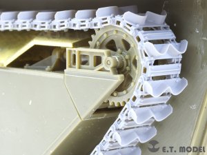 画像10: E.T.MODEL[P35-028]1/35 WWII アメリカ海兵隊/海軍LVTアリゲーター水陸両用車用可動式履帯(3D) (10)