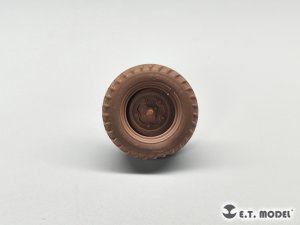 画像11: E.T.MODEL[P35-136]1/35 WWII ドイツ シュビムワーゲン166型用自重変形タイヤ 幅広タイプ(タミヤ用) (11)