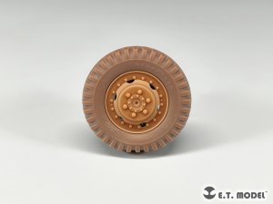 画像10: E.T.MODEL[P35-150]1/35 WWII アメリカ M8グレイハウンド/M20高速偵察車用自重変形タイヤ(タミヤ用) (10)