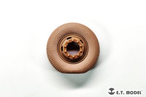 画像8: E.T.MODEL[P35-159]1/35 WWII ドイツ L4500Rマウルティア重ハーフトラック 自重変形タイヤセット(ズベズダ3603用) (8)
