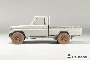 画像9: E.T.MODEL[P35-162]1/35 現用 ピックアップトラック 自重変形タイヤセット タイプ1(モンモデル用) (9)